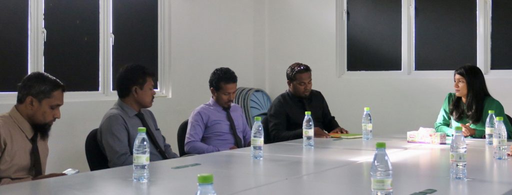 Minister Zenysha's official visit to Dh. Kudahuvadhoo